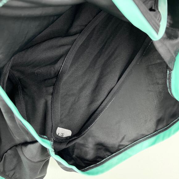 Xersion Womens Swim Shorts XXL Aqua Sea Vibrant Vacation Lined New - Picture 3 of 10